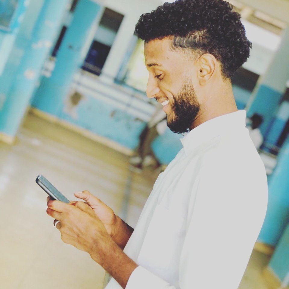 HazemAgeed's tweet photo. #صورة_ملف_شخصي_جديدة https://t.co/JSCOY3Qrxp