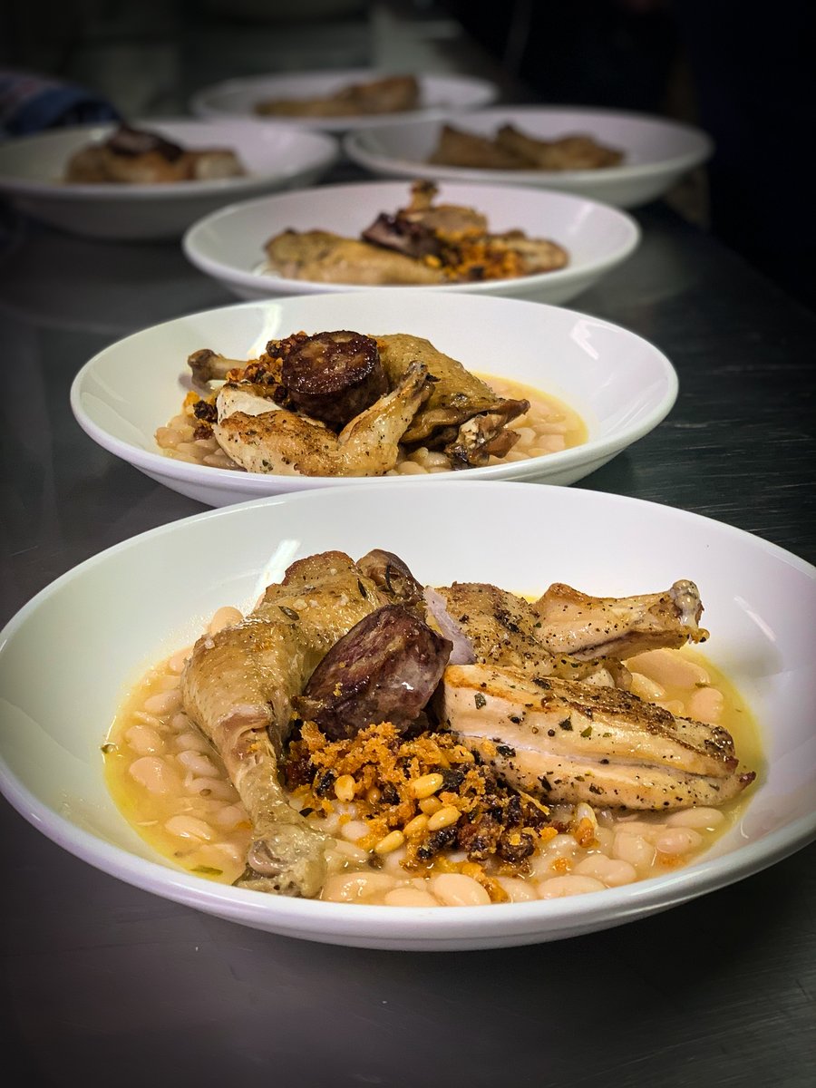 millbrook_fwg's tweet photo. Just a small taster of Friday's 'C' themed lunch as part of the Spring ABCs Series from the West Australian Good Food Guide. If you'd like to find out about future events at Millbrook, keep an eye on our social channels for all the latest updates. https://t.co/RA16ViLlhr