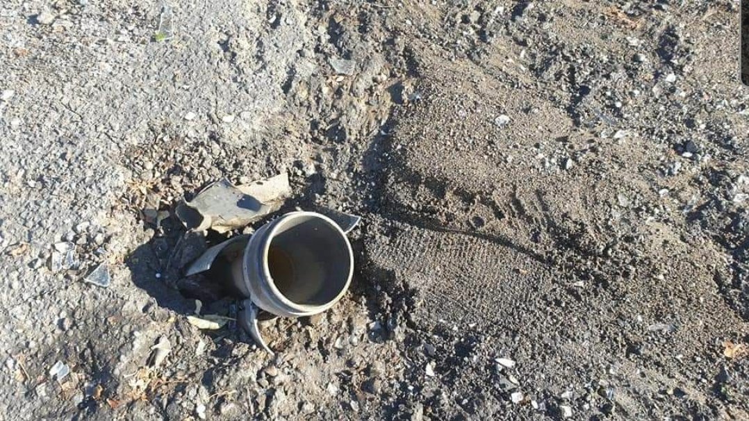 CivilNetTV's tweet photo. ❗#Stepanakert after last night's rocket shelling by #Azerbaijan'i armed forces. #Karabakh/#Artsakh 

❗Степанакерт после ночного ракетного обстрела.

Начиная с 27 сентября #Азербайджан продолжает держать под прицелом мирное население #Арцаха.

@ArtsakhCenter https://t.co/4KvsCMsq9D