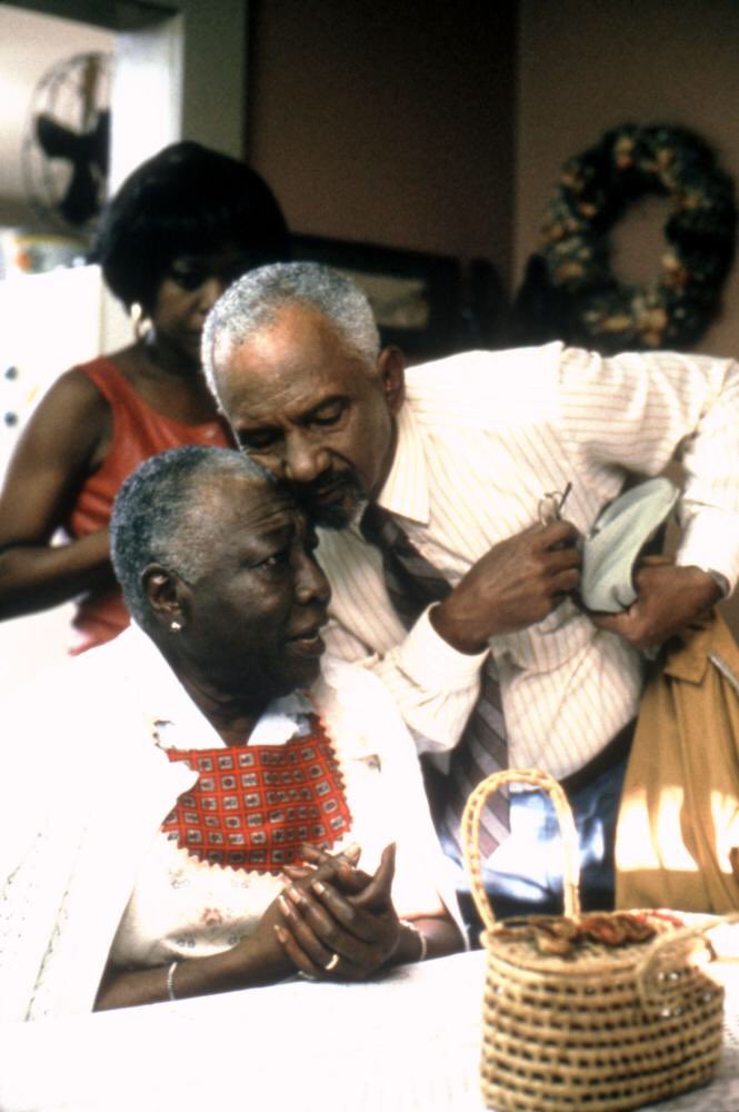 MovieMinds_MT's tweet photo. Esther Rolle (b. November 8, 1920 - d. November 17, 1998)
#Maude #CleopatraJones #IKnowWhyTheCagedBirdSings #SummerOfMyGermanSoldier #GoodTimes #TheMightyQuinn #DrivingMissDaisy #HowToMakeAnAmericanQuilt #Rosewood #DownInTheDelta #EstherRolle #FloridaEvans https://t.co/jycXXbjztz