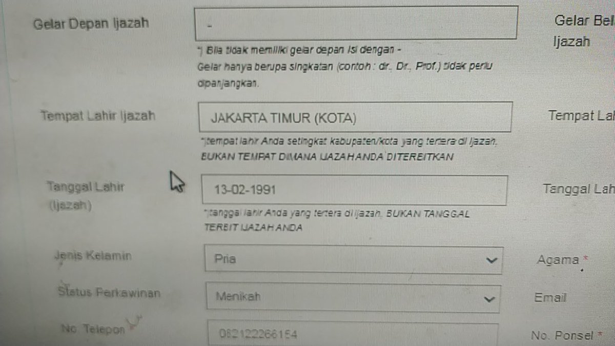 haneefastory's tweet photo. @BKNgoid  min mau tanya kalau tempat lahir sesuai ijazah terisinya jakarta timur , tetapi seharusnya sesuai ijazah jakarta apa bisa di perbaiki? https://t.co/CbjU5MmfUl