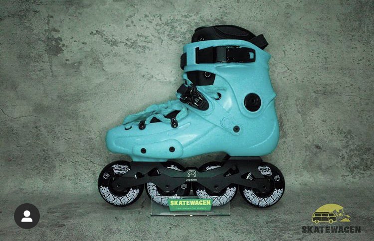 wirastucil's tweet photo. @realDonaldTrump Dari adik yang baru mau belajar, sampai om tante yang pernah jago dan mau nostalgila bersepatu roda. Cekidot instagram @Skatewagen (operating in Indonesia only, doain aja sampai luar negri).Sedia inline skate, quad skate dan skateboard 😎 sok langsung DM aja gan untuk tanya2✌🏿 https://t.co/334F8dOxBW