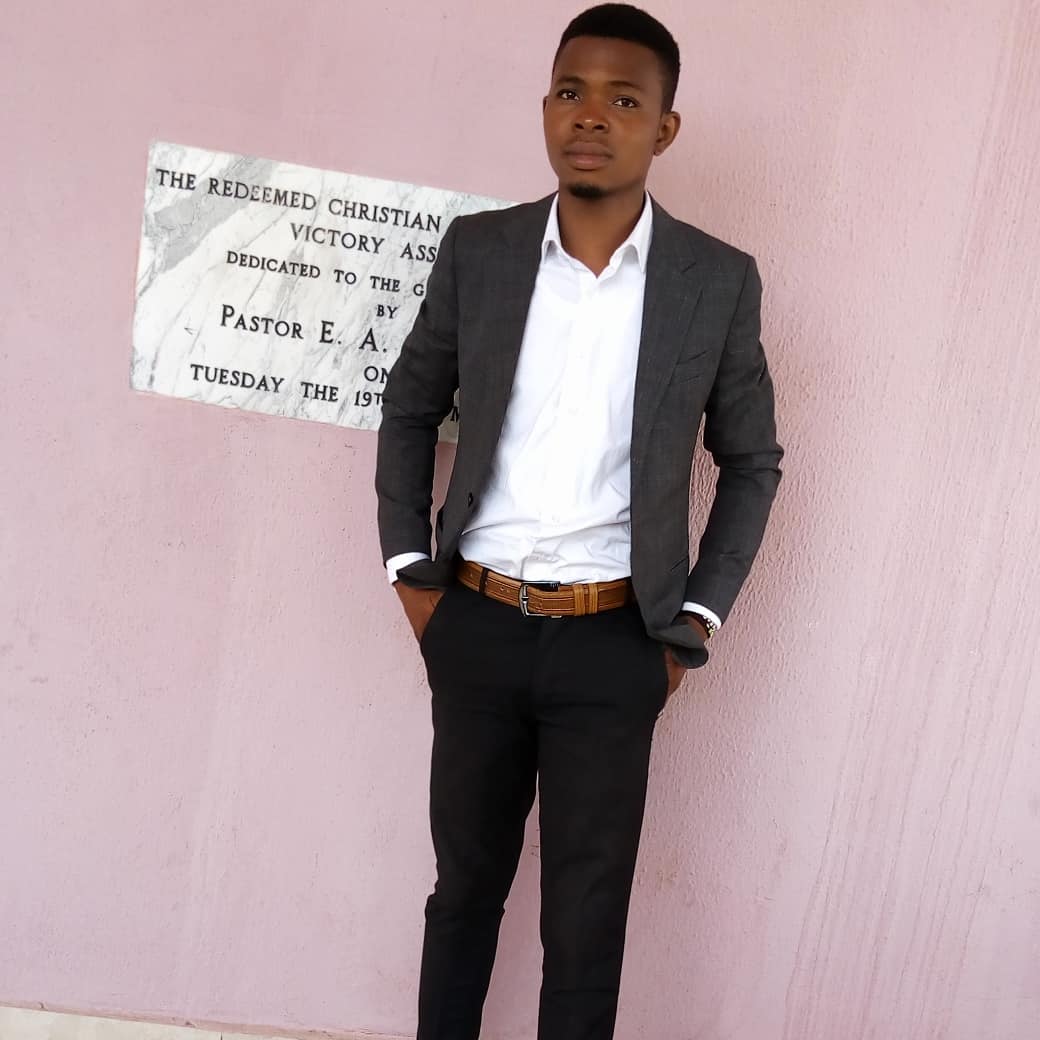 Ayoadepaul2's tweet photo. #NewProfilePic https://t.co/G9QnpKeesk