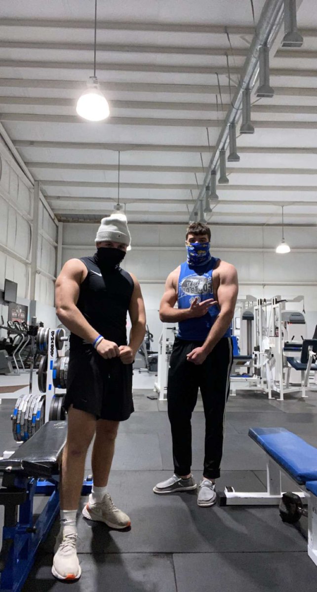 These Late Nights Gonna Pay Off🥱 <a href="/hunterd1p/">Hunter Bailey</a>