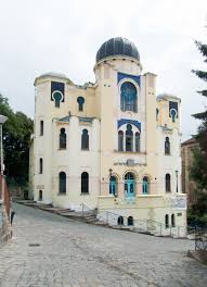 RabbiDavidMaxa's tweet photo. Je mi ctí, že mohu pracovat jako rabín pro židovské komunity nádherných českých městech @PrahaEU, Liberec a @mmdecin. 🇨🇿✡🕍 #ZidevCR #CzechJews @EcChajimPraha @KnihovnaLiberec @Libereckykraj @Ustecky https://t.co/zIgbznlzFh