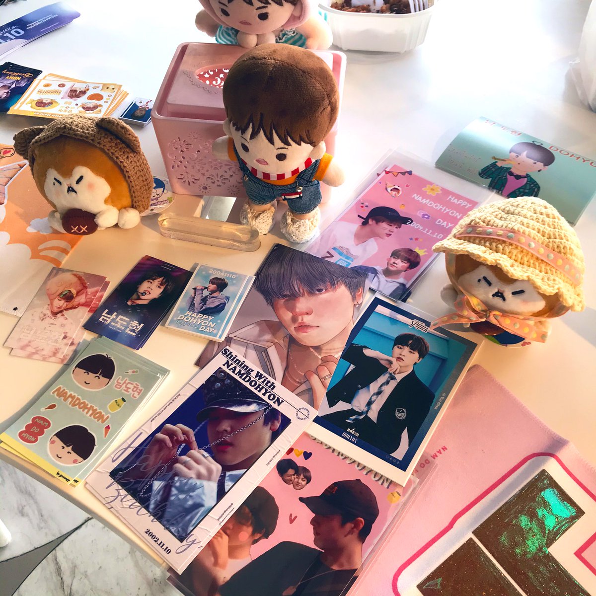 𝐒𝐡𝐢𝐧𝐢𝐧𝐠 𝐰𝐢𝐭𝐡 𝐃𝐨𝐡𝐲𝐨𝐧✨ tweet media