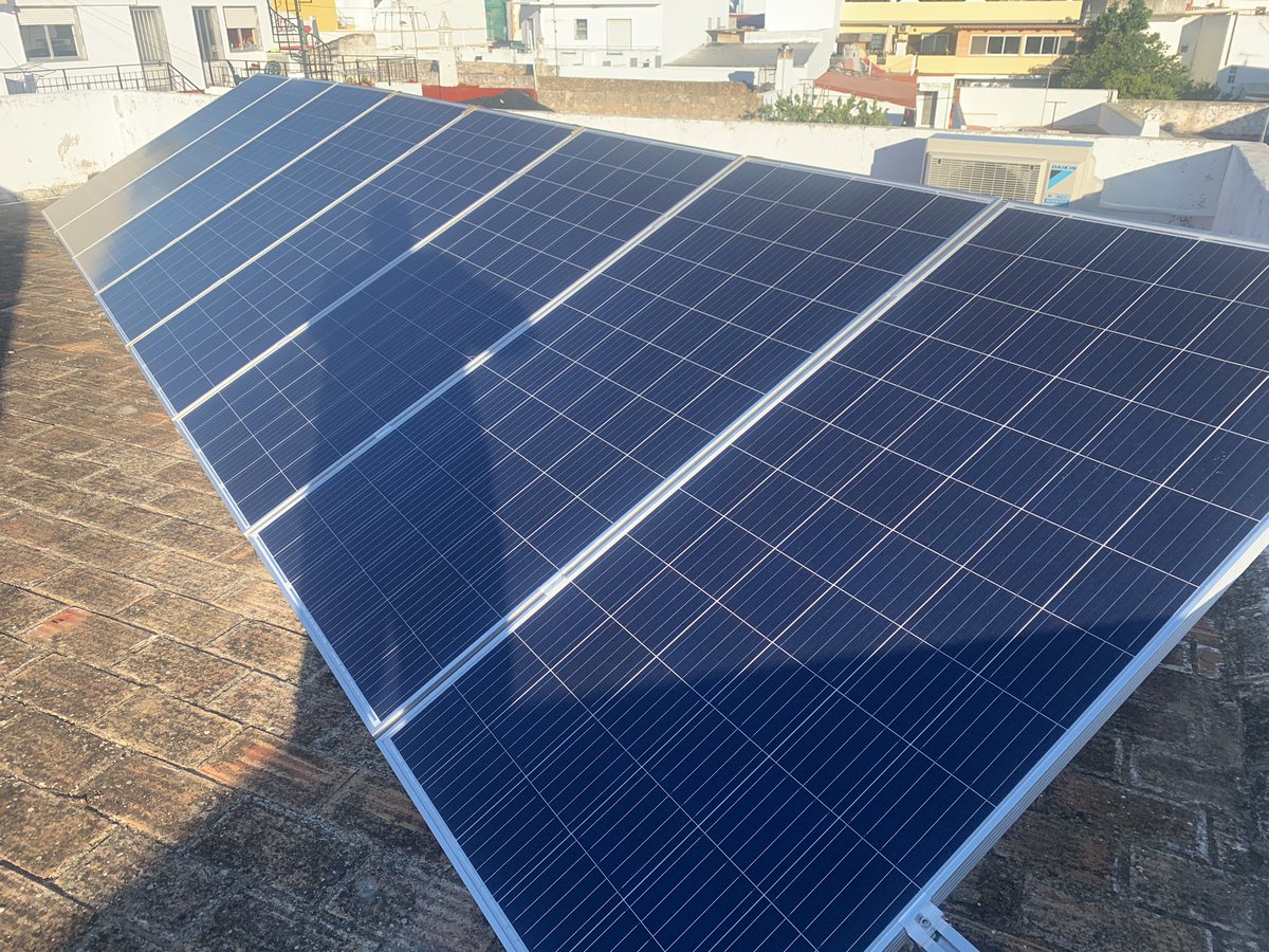 Jasonadams1970's tweet photo. Energy across the Algarve https://t.co/SCC1XYRSS3