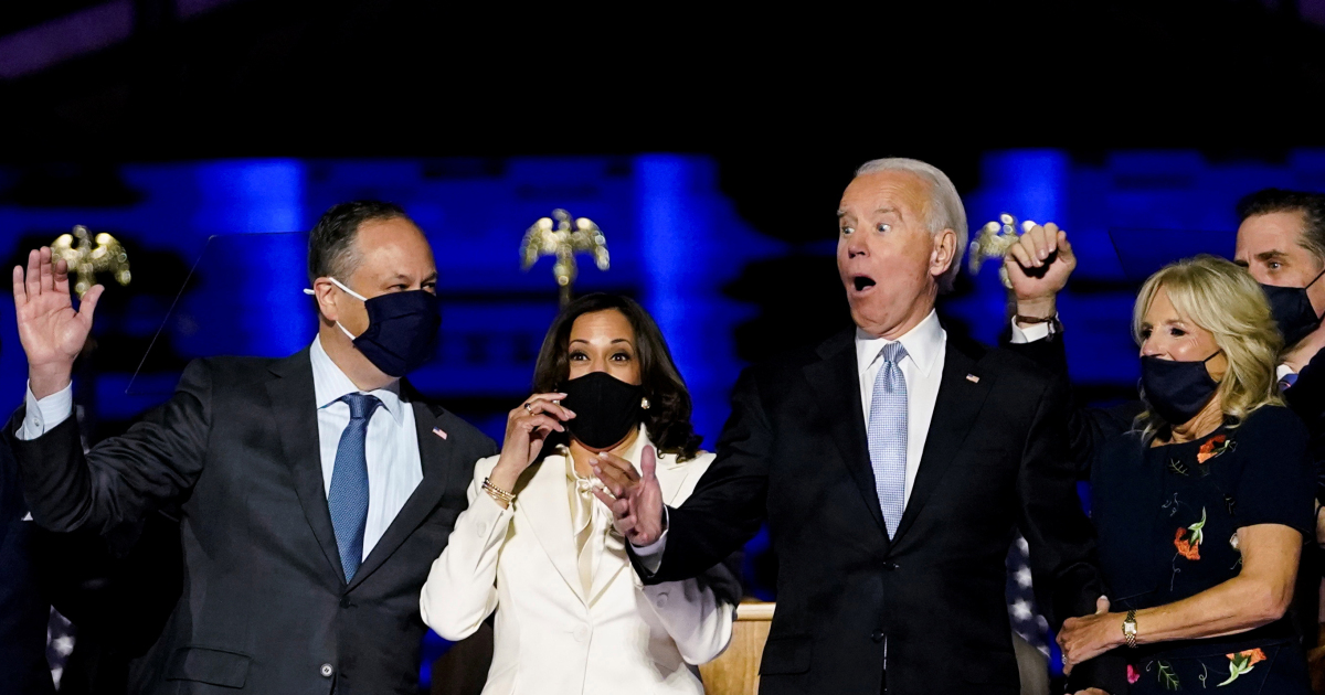AJEnglish's tweet photo. US President-elect Joe Biden and VP-elect Kamala Harris addressed the nation and called for unity.

🇺🇸 Follow our LIVE updates on Biden's projected victory here 👉 https://t.co/5mDmspixou https://t.co/Yu0aZNCzoG