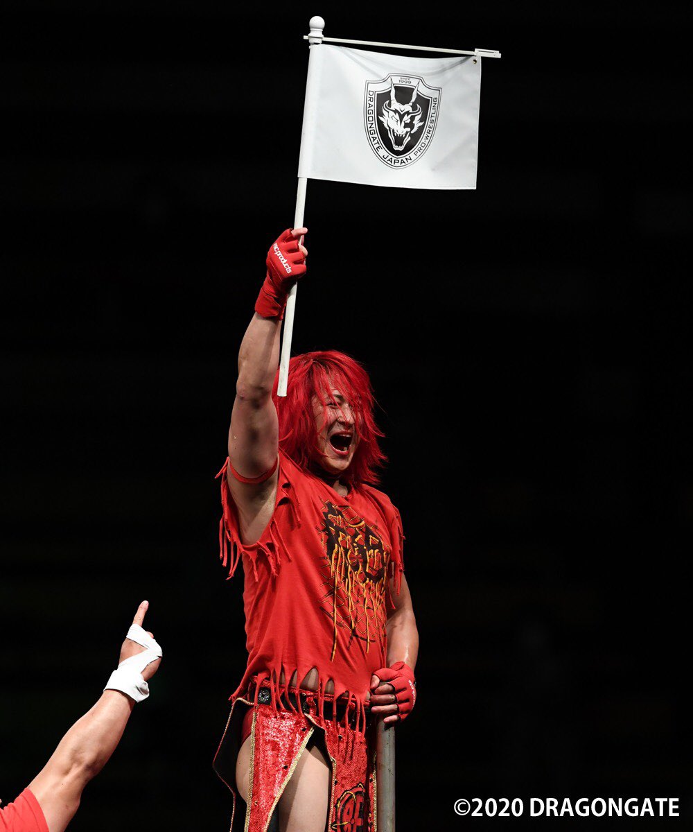 dragongate_pro's tweet photo. 【オフィシャルwebショップ 特別sale情報】
9月シリーズご来場感謝記念第3弾！
#BxBハルク　選手直筆サイン&amp;宛名入りプログラム9月号
受付期間：11/08(日)〜11/10(火)
https://t.co/i1ol4ZShkM
#DRAGONGATE #ProWrestling 
#DRAGONGATEBOOKS
#DRAGONGATEin沖縄2020
#StormGate2020
#DangerousGate2020 https://t.co/qLr4ZyP9za