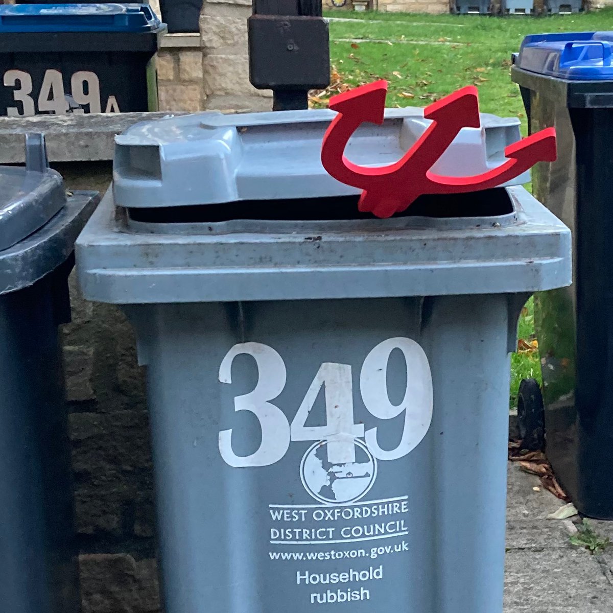 Env_James's tweet photo. Yep, Halloween is officially over 🗑 ...scary to think how many more devil tridents have ended up in the bin this year https://t.co/fcHfN5eHRz
