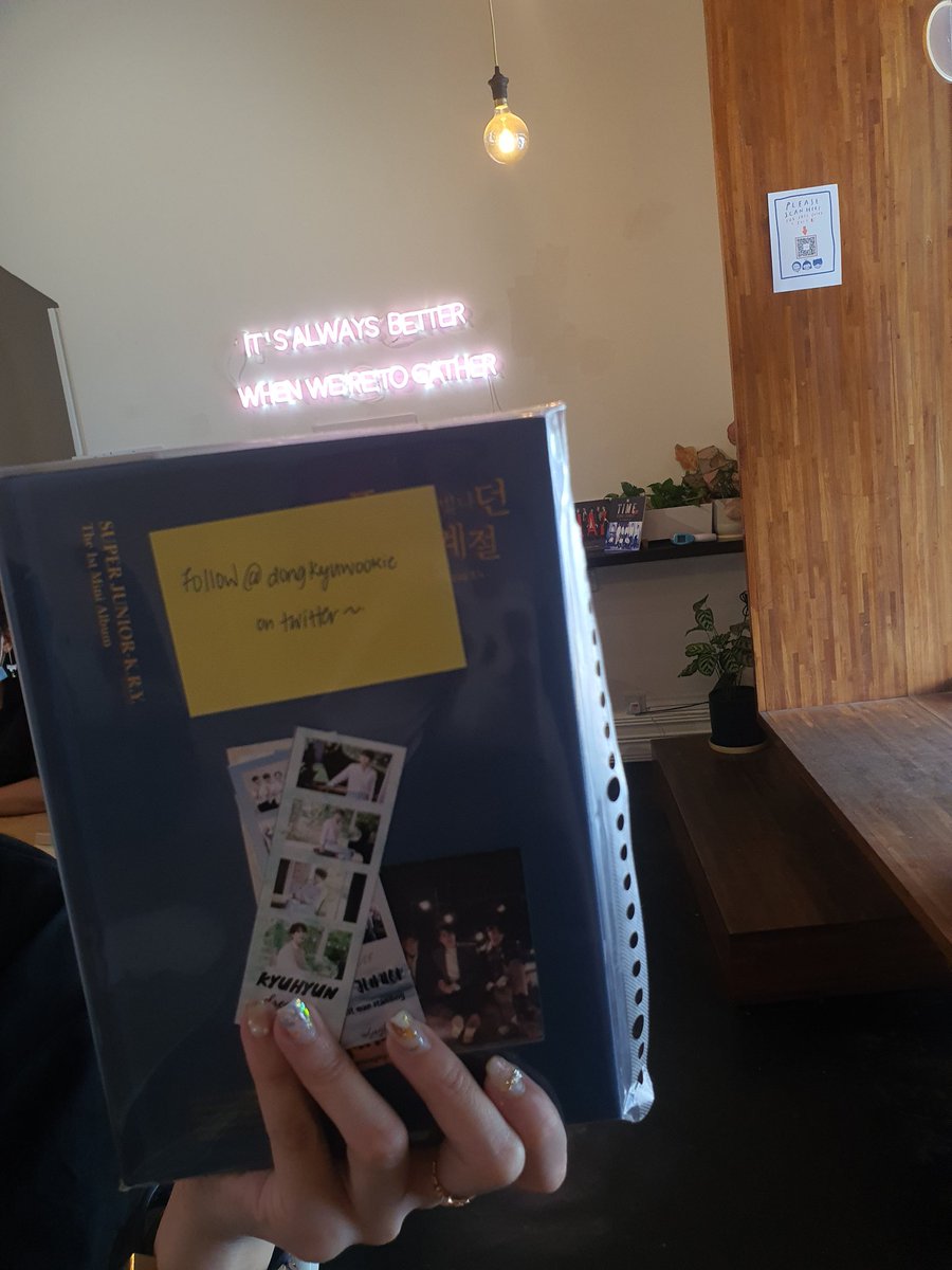 starzevelyn's tweet photo. Thank you @UnderSJSKY and @dongkyuwookie for the fan support &amp; giveaway! 🥰❤💖

#Chapter15withSJ
#FromELFforSUJU
#SuperJunior
#슈퍼주니어
#15thAnniv_WalkTogether https://t.co/b0Wjmgcu8D