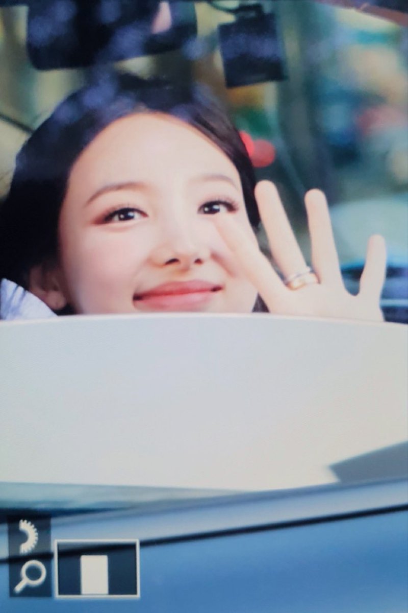 201108 인기가요 1위💛
#TWICE #트와이스  
#NAYEON #나연 #ナヨン 
#ICANTSTOPME4THWIN