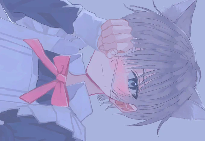 体があついにゃー 