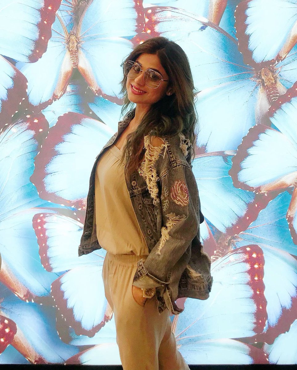 ShamitaShetty's tweet photo. 🦋❤️🦋 https://t.co/IQmrQRFc5b