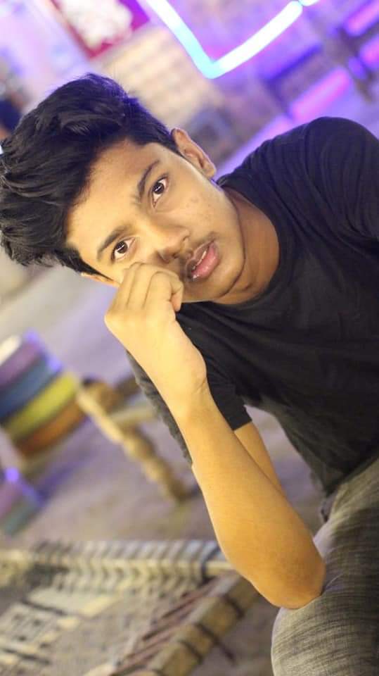 AfranArtho's tweet photo. 🤍🤍 
.
.
.
#arthoafran https://t.co/pyncW242US