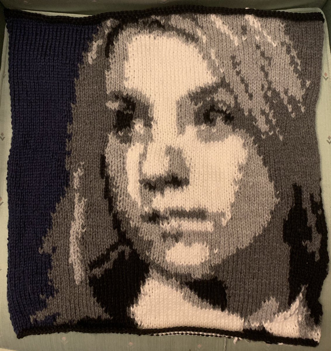 AlwaysHandKnit tweet picture
