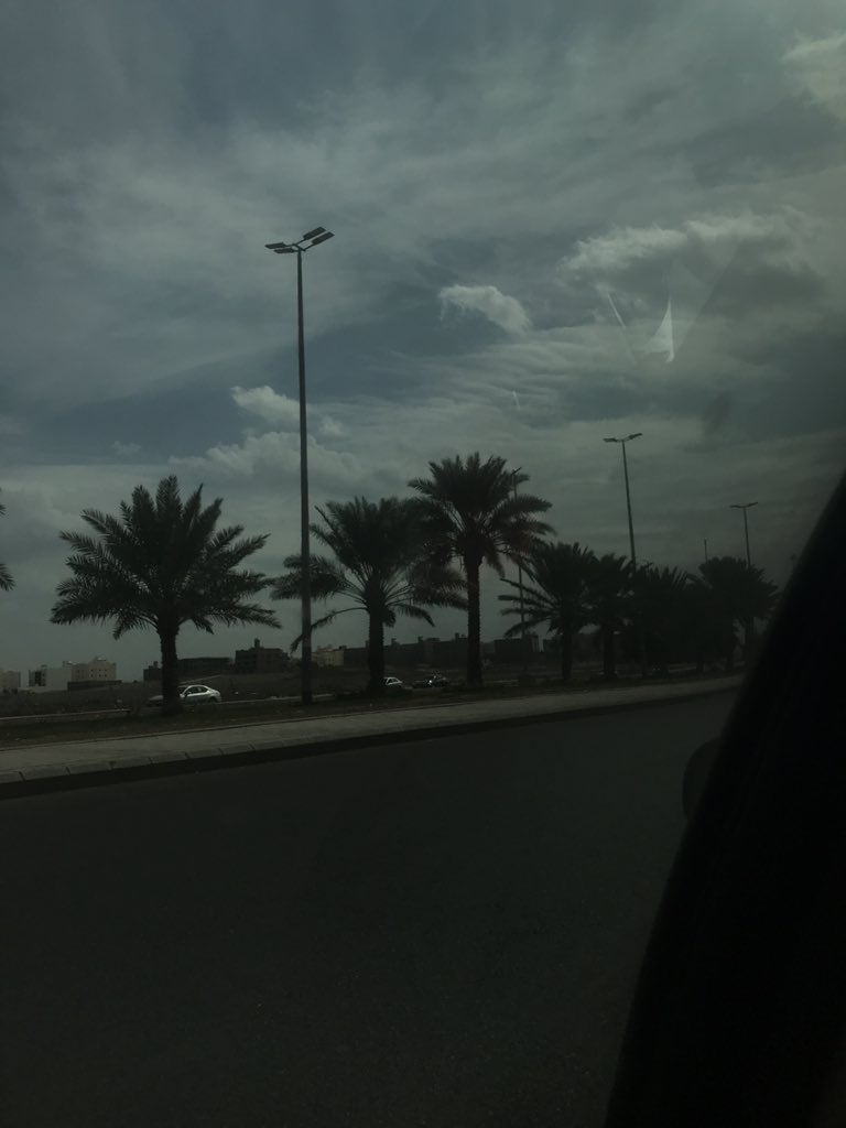 Lara41395349's tweet photo. يارب مطر يارب🥺🥺🤍 https://t.co/ZFTgyaLNus