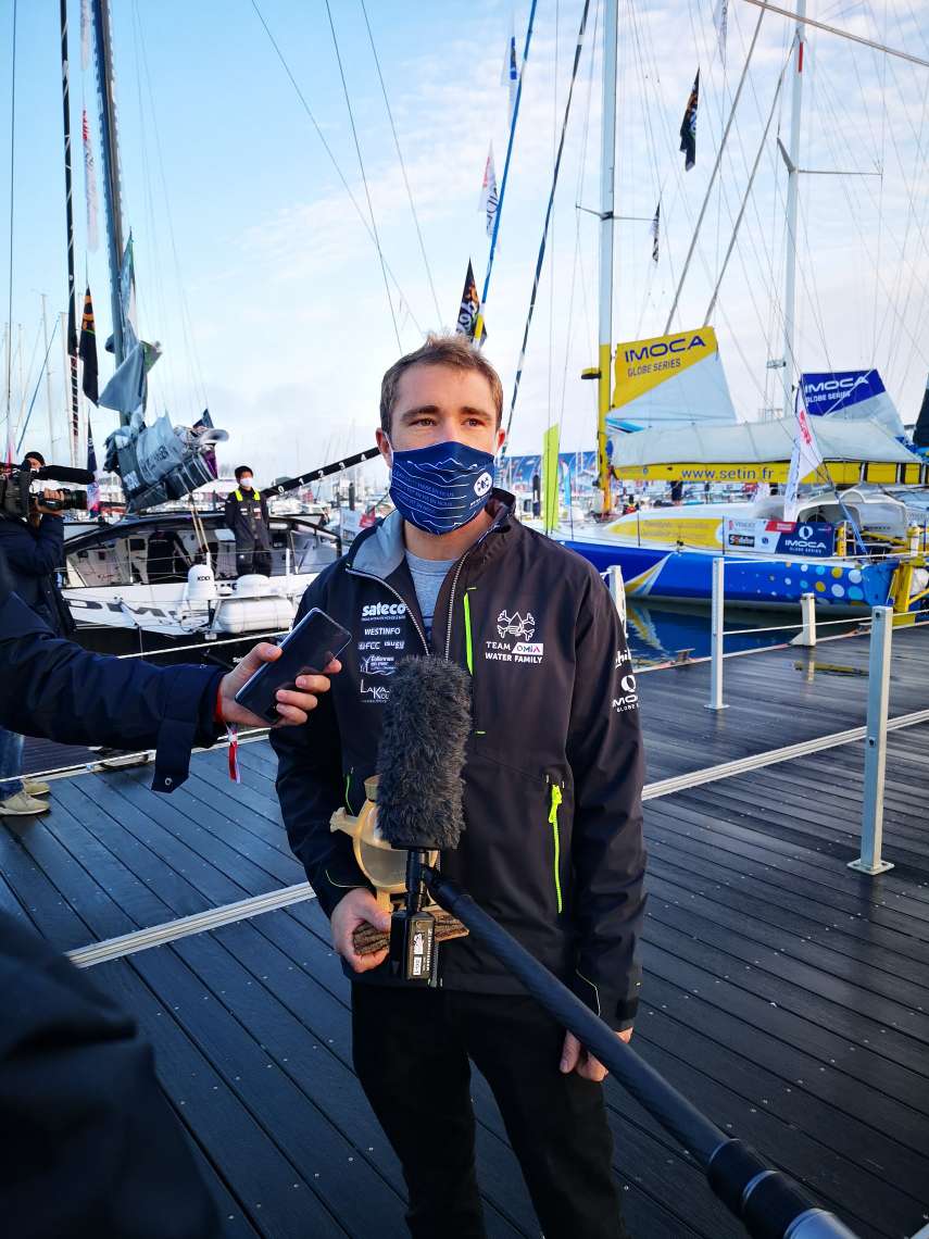 Vendée Globe (@vendeeglobe) on Twitter photo Emotion également pour <a href="/BDutreux/">Benjamin Dutreux</a>, Skipper OMIA - Water Family. 🥺
" Incroyable comité d'accueil ! C'est super émovant, j'ai la gorge bien serrée." 🎙️ Emotion également pour <a href="/BDutreux/">Benjamin Dutreux</a>, Skipper OMIA - Water Family. 🥺
" Incroyable comité d'accueil ! C'est super émovant, j'ai la gorge bien serrée." 🎙️
