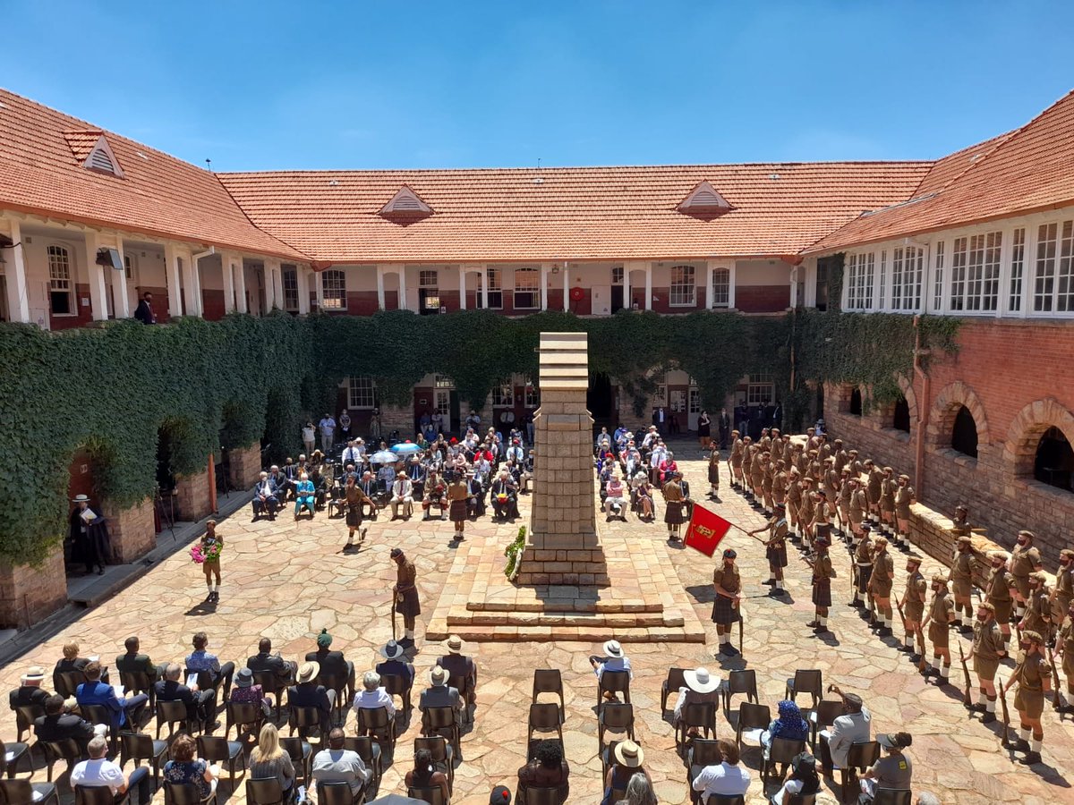 KingEdVIISchool's tweet photo. #LestWeForget #sonsofthisplace https://t.co/jVDZPJjYIt