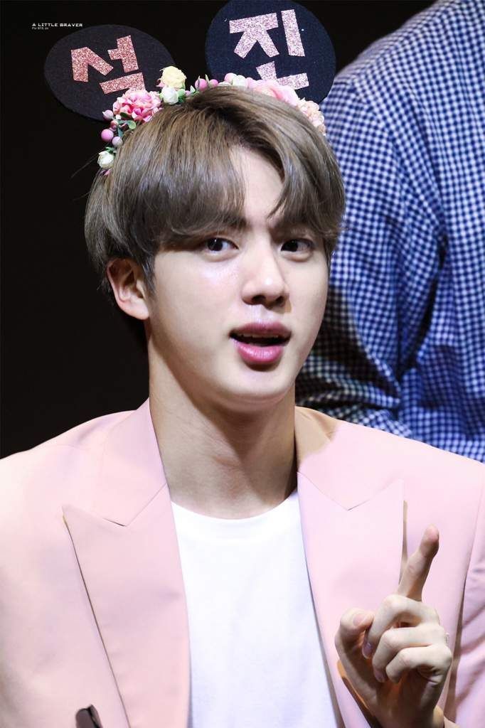  #방탄소년단  #진  #석진  #방탄소년단진  #방탄진  #JIN  #SEOKJIN  #BTSJIN  @BTS_twt