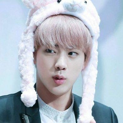 When his full head gets covered he looks so smol, liddol and tiniest baby #방탄소년단  #진  #석진  #방탄소년단진  #방탄진  #JIN  #SEOKJIN  #BTSJIN  @BTS_twt