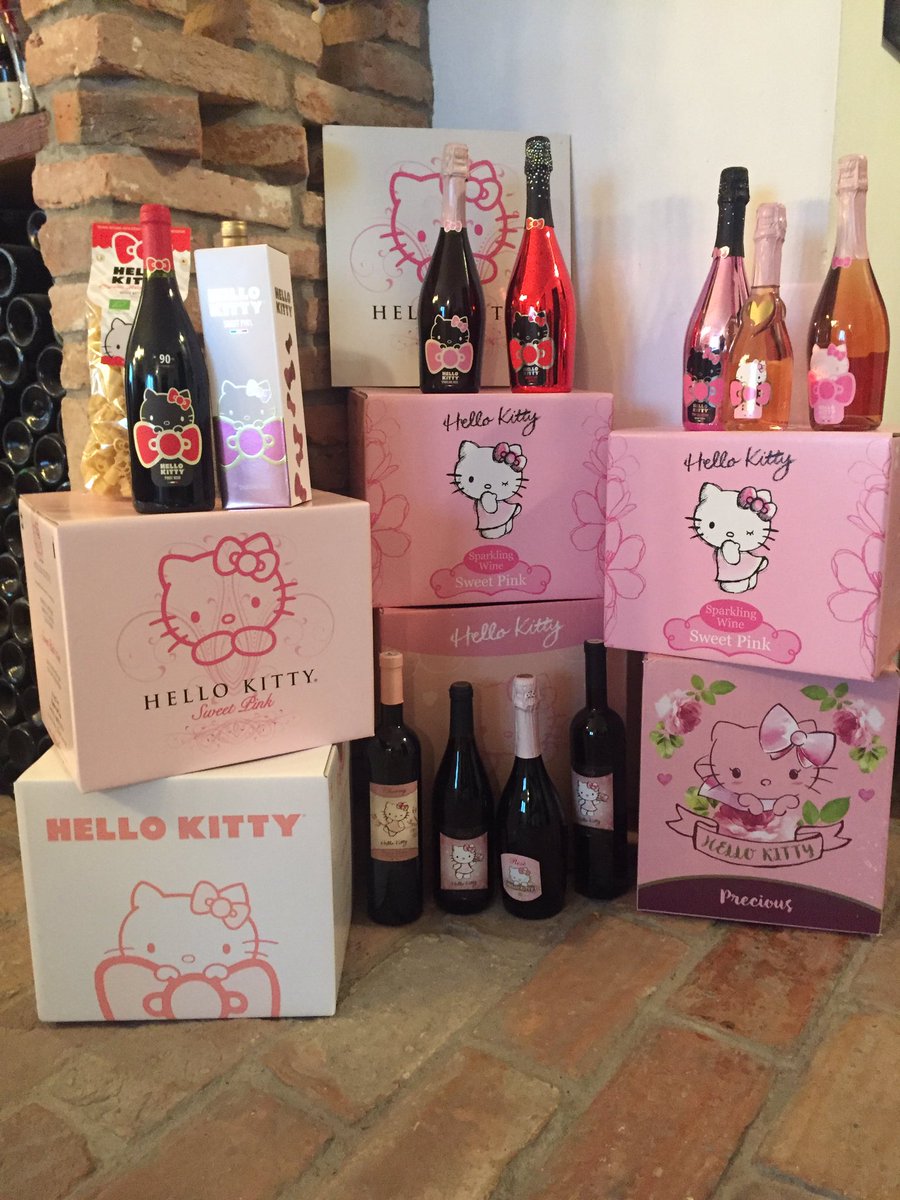 tortiwine's tweet photo. Hello Kitty Wines &amp; Spumante 🥂🍾🥂 https://t.co/PGgmlqMqHU