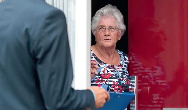 70-jarige bewoner uit Fijnaart slachtoffer van babbeltruc: portemonnee gestolen - ..