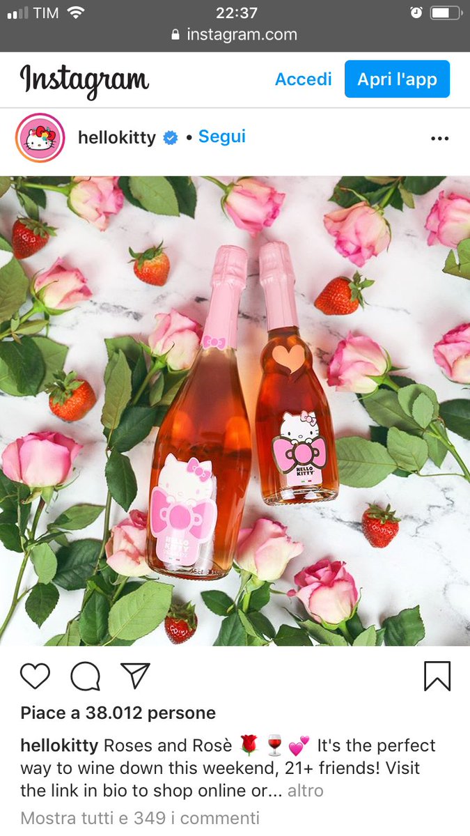 tortiwine's tweet photo. Hello Kitty Sparkling Rosè Glamour https://t.co/4gYRcotJhD