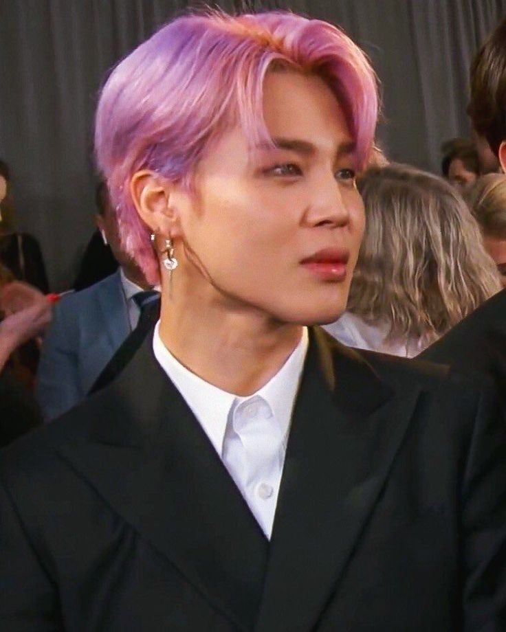jimin, the ethereal prince — a very breathtaking surreal thread