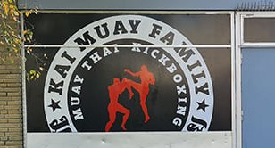 KaiMuayFrl's tweet photo. En stukje bij beetje maken we stukje gym verder af we passen ons aan en gaan verder ..  

#friesland  #harlingen #stiens #leeuwarden #stannaparochie #k1 #muaythai #liwwadders #mma #kickboxing #kickboksen #vechtsportonline 
#kaimuayfamily https://t.co/4tfFKqVlgA