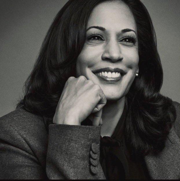 barbara_eboli's tweet photo. Una donna!!! che al di là del proprio credo politico è la prima a diventare vice presidente degli Stati Uniti 💪🏽💪🏽💪🏽❤️ #KamalaHarris siiiiiiiiiiii https://t.co/wYmxe5MdIE