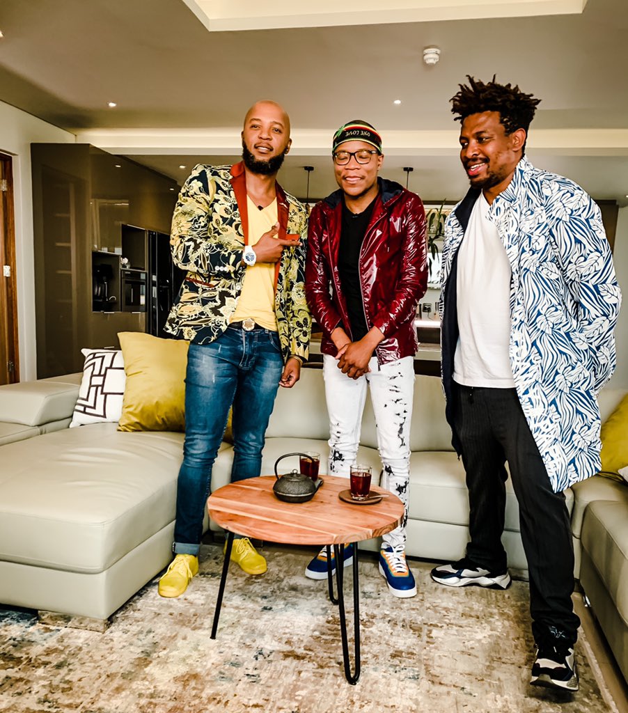 stoanito's tweet photo. Blessed Sunday y’all. Catch myself and the #Jerusalema hit maker @masterkgsa in a few. The perfect way to wash down your #SundayLunch is to chill with us on #MMMSpecialsS5 channel 321 at 15:00!! #LetsMakeItADate #Music @mzansimagic @mnettv @dstvza https://t.co/rHQyhA7urL