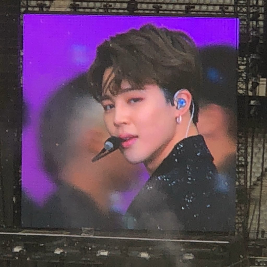 jimin, the ethereal prince — a very breathtaking surreal thread