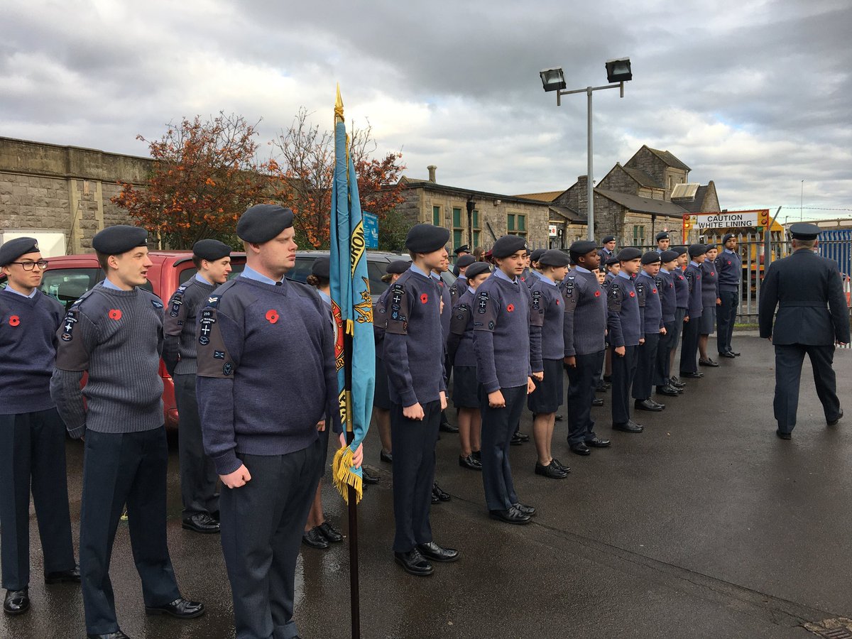 290ATC's tweet image. Remembrance parade Weston-super-Mare last year. Extremely proud to be the Officer Commanding of an amazing group of staff and young men and women.
