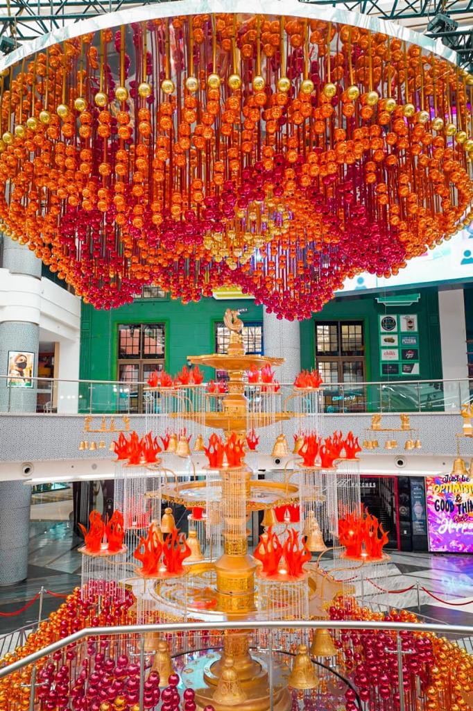 Art that captures your eyes and your heart! <a href="/MarketcityKurla/">Phoenix Marketcity</a> 
#Art #Installations #Diwali2020