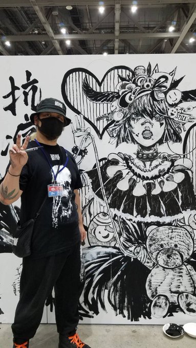 デザフェス2日目のライブペインティング完成しました!!!めっちゃ可愛く描けました?会場にいる方は良かったら実物を観にA-138まで来てくださいね!!
#デザフェス #designfesta 