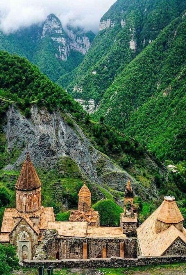 narmn17's tweet photo. Şuşa bizimdir! Qarabağ Azərbaycandır! Xarı bülbül ətiri gəlir.

#KarabakhisAzerbaijan #Karabakh #Azerbaijan #stoparmenianaggression https://t.co/zAqvn9o1Xm