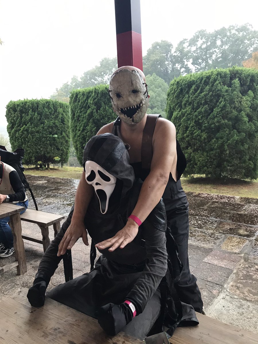 Twoucan Dbdコス の注目ツイート イラスト マンガ コスプレ モデル