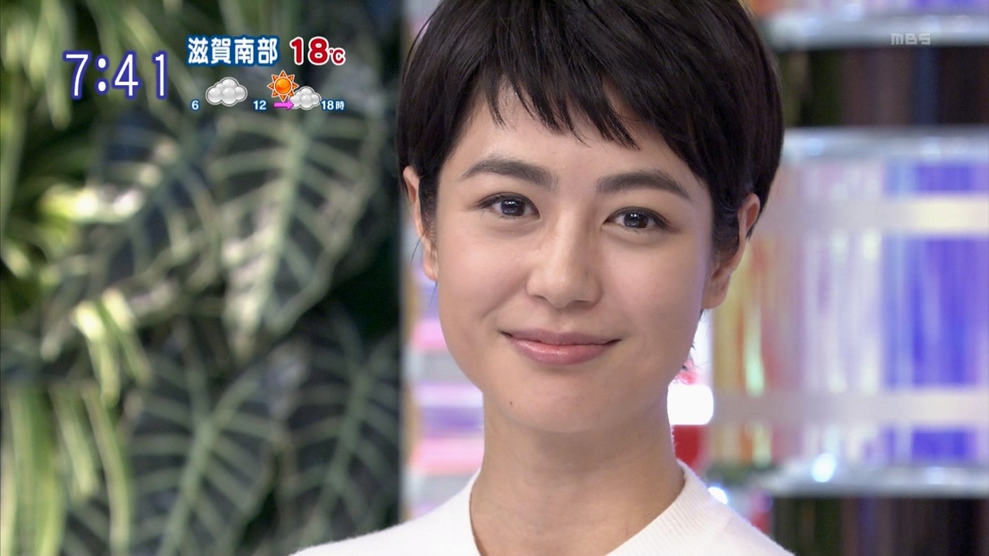 夏目三久　アップ  / X