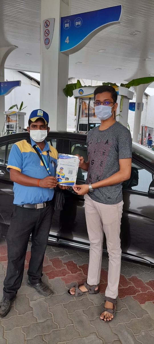ChettyCo's tweet photo. ⛽️ We are thanking our Customers with attractive gifts. 🎁

Program Details: https://t.co/bb5nj0kNsK

For more details visit our fuel station ⛽️
Come Experience New Age Fueling!
#HappyCustomers #FuelOffer #Petroleum #BPCL #Fuelstation #SVChetty #Offers https://t.co/zuqeHGlNP5