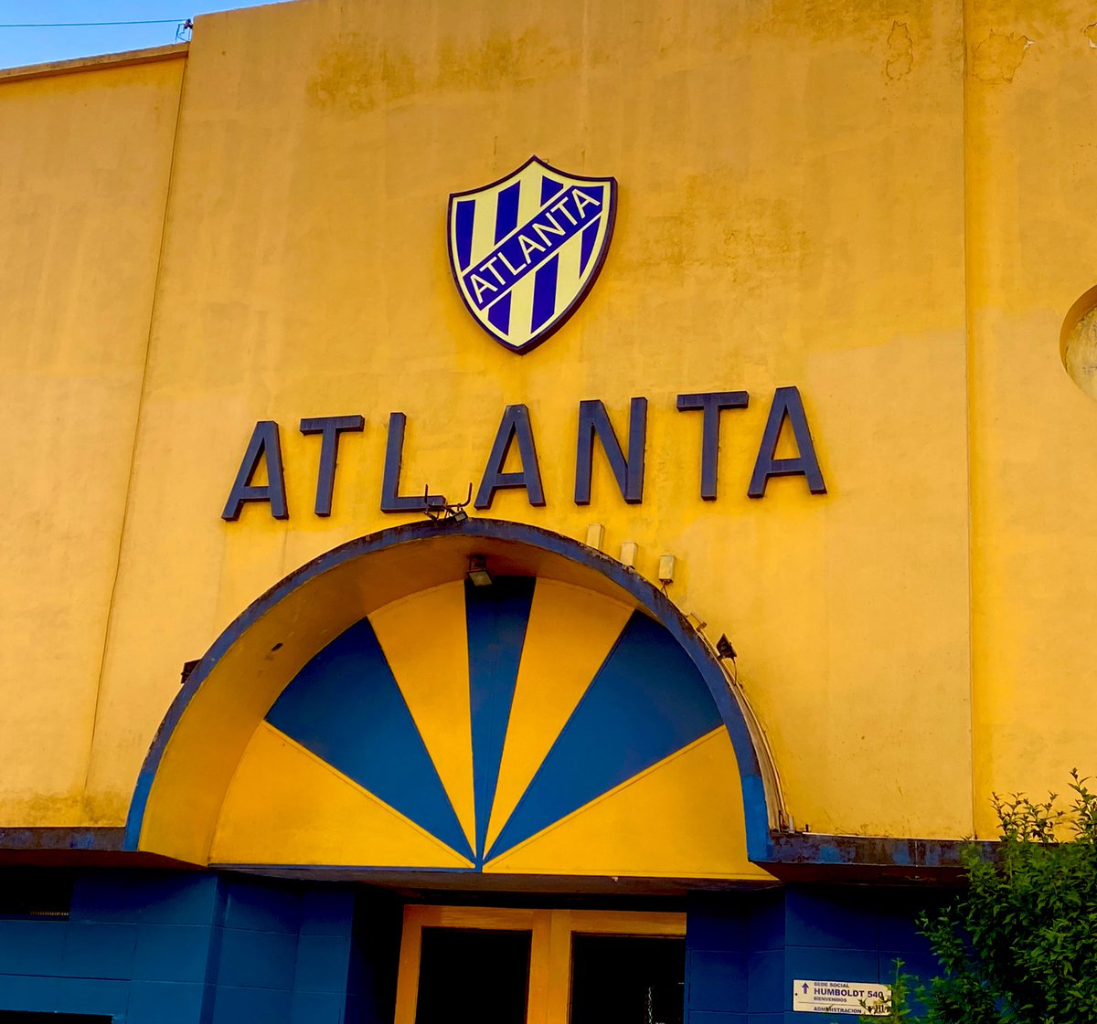 #6 Atlanta. A lower league club down here but they play in great colours and I have an Atlanta shirt in my bar at home   #lufc