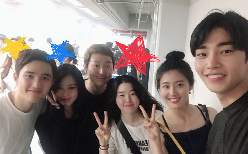 kokokbop's tweet photo. throwback to the cast of 100 DMP going to an EXO concert to support Kyungsoo 🥺💗 https://t.co/ZJv8hnCIdU