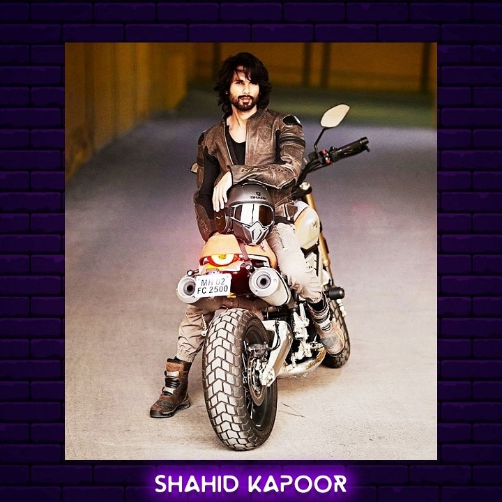 bollyfoxx's tweet photo. Super dapper @shahidkapoor 
#instamotogallery #motorider #1000cc #bikersofinstagram #motobike #motocycle #motolove #motolife #motorcyclelife #2wheels #helmet #helmets #motorcycle #motorcycles #harley #harleydavidson #harleychoppers #helmetlovers #shahidkapoor #shahid #bollyfoxx https://t.co/CAQQyYcB3H