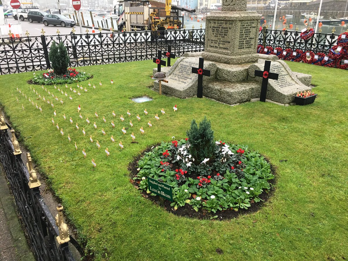 Paying my respects today and remembering the fallen of all wars and conflicts