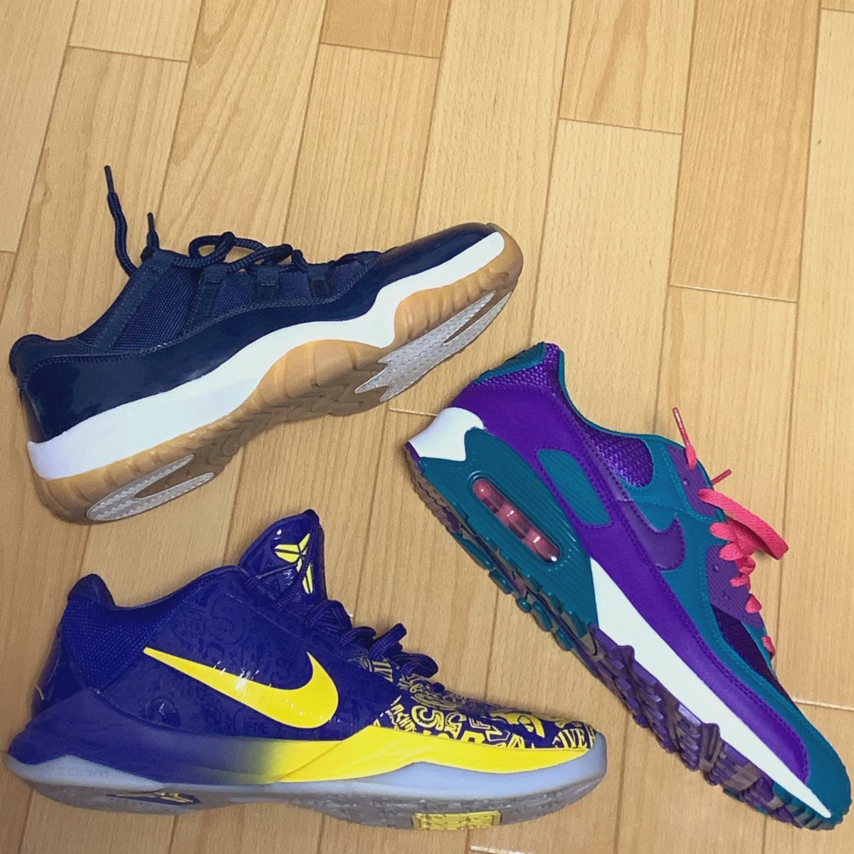 ASTERKICKS's tweet photo. 皆バッシュ🌟
#AirJordan11
#AirJordan11Low
#AJ11
#AirMax90
#Nike
#NikeiD
#NikeByYou
#KobeVProtro
#Kobe5
#5Rings https://t.co/aloDpgaEke