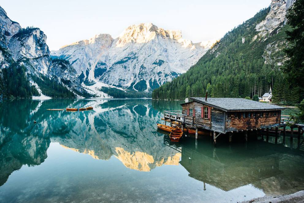 TravelPediaIT's tweet photo. #GoodMorning from #TravelPedia☕️ 
•••
#travelling #trip #enjoy #goodvibes #places #amazingplaces
#landscapephotography #landscape #travel #EnjoyingEverydayLife #GoodVibes #chill #sunsetphotography #picture #Likee #folllowme #Trending https://t.co/iJkHnYzlp7