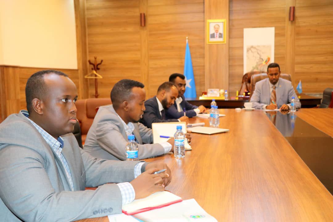 IITE Institute had the privilege of meeting with H.E. <a href="/Hon_Khalif/">Khalif Abdi Omar</a> and his team <a href="/MoCISom/">MoCI Somalia</a>. We’re pleased to have shared the vision of <a href="/SIMADUniversity/">SIMAD University</a> in establishing @IITEInstitute and our current initiatives including <a href="/TheNext_Economy/">The Next Economy</a>.