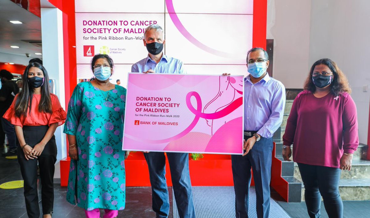 bankofmaldives's tweet photo. As part of our support for the annual Pink Ribbon Run-Walk, we made a donation of MVR 150,000 to @CancerSocietyMV to increase #BreastCancerAwareness. ๐
Thank you to all the participants who joined the virtual #PRR2020 to support the cause! https://t.co/I4loMwsNTu