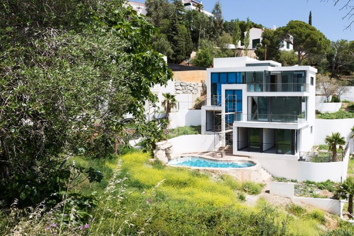 BCN_CB_SIR's tweet photo. Extraordinary Property of the Day: High standing villa under construction in Llança #sothebysrealty #sothebysinternationalrealty #forsale #EPOTD #exclusive #realestate #newhome #luxury #luxuryhome #listing #LIVE https://t.co/JV49RHoWAL https://t.co/FCeKKGHPIx