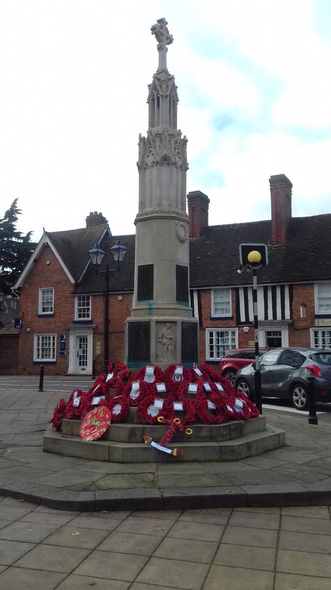 KathrynTLD's tweet photo. In normal times, I would have been stood here watching the wreaths being laid in a little over an hour. But these are not normal times and the lockdown means we can't get together to remember the lives that were lost. 
Let us never forget and never again. #RemembranceSunday https://t.co/DS5qnMUcb2